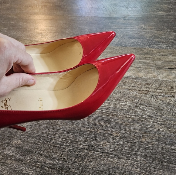 Christian Louboutin Pigalle patent leather heels - Picture 3 of 9